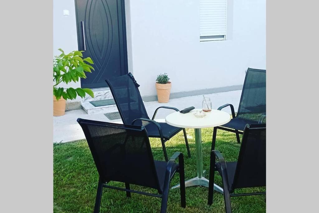 Το Άλλο Σπίτι... Vila Aridaía Exterior foto